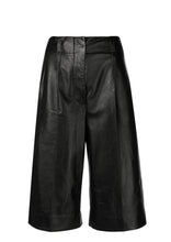 Load image into Gallery viewer, RICHEE TAILORED KNEE-LENGHT VEAGN LEATHR SHORTS