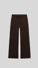 Load image into Gallery viewer, THE LUX MARYLIN CHOCOLATE JOGGER.
