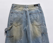 Load image into Gallery viewer, The Dumbo Zipper Denim
