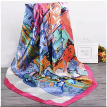 Load image into Gallery viewer, Soho NYC - Limited Spring Edition - Rich Access
